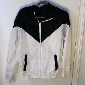 Lightweight Retro Windbreaker !